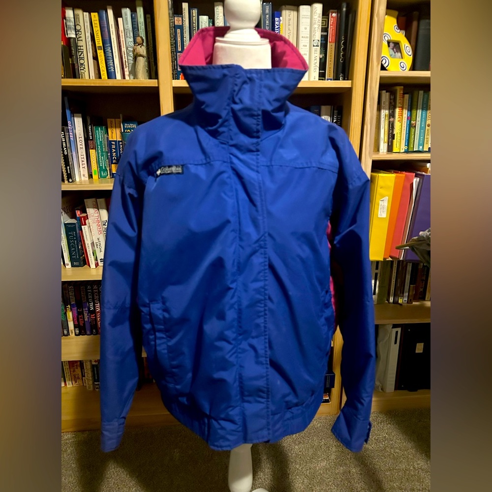 Vintage 90’s (Brown Tag) Columbia Women’s ski jacket size Medium RARE find!!